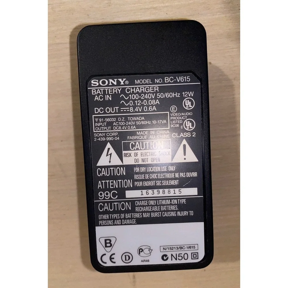 ORIGINAL OEM Sony BC-V615 Charger + Sony NP-F330 Battery - Tested